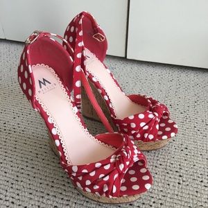 Red & white polka dot sandals